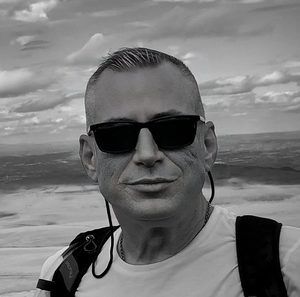 Meet your Posher, Mark